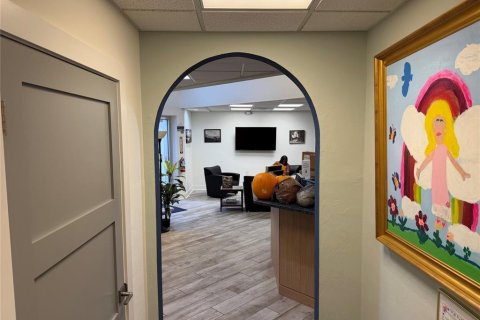 Immobilier commercial à louer à Gainesville, Floride: 444.54 m2 № 2407142 - photo 12