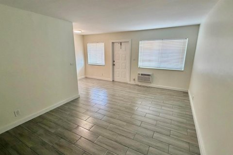 Copropriété à louer à Oakland Park, Floride: 1 chambre, 54.63 m2 № 2414654 - photo 5