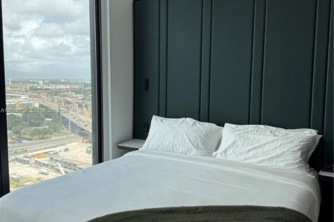Copropriété à vendre à Miami, Floride: 2 chambres, 101.54 m2 № 2257089 - photo 19
