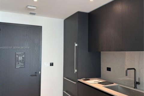 Copropriété à vendre à Miami, Floride: 2 chambres, 101.54 m2 № 2257089 - photo 3