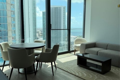 Copropriété à vendre à Miami, Floride: 2 chambres, 101.54 m2 № 2257089 - photo 9