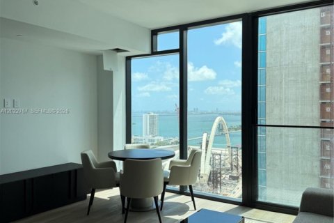 Copropriété à vendre à Miami, Floride: 2 chambres, 101.54 m2 № 2257089 - photo 2