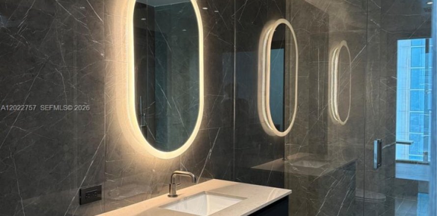Condo à Miami, Floride, 2 chambres  № 2257089