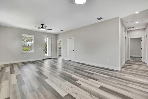 Купить виллу или дом в Тампа, Флорида 4 комнаты, 158.12м2, № 1515118 - фото 10
