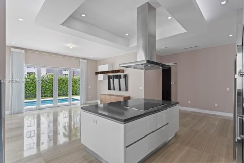 Villa ou maison à vendre à Doral, Floride: 5 chambres, 335.93 m2 № 2004751 - photo 23