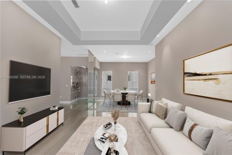 Villa ou maison à vendre à Doral, Floride: 5 chambres, 335.93 m2 № 2004751 - photo 10