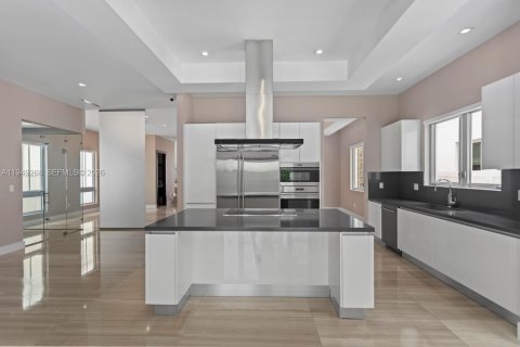 Villa ou maison à vendre à Doral, Floride: 5 chambres, 335.93 m2 № 2004751 - photo 30