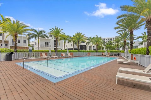 Villa ou maison à vendre à Doral, Floride: 5 chambres, 335.93 m2 № 2004751 - photo 2