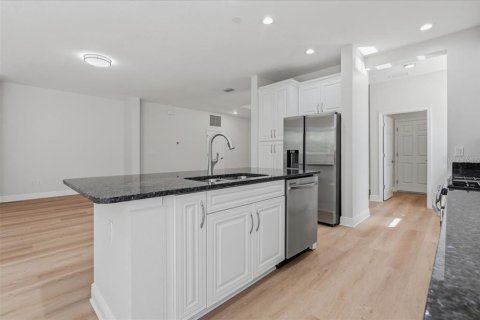 Villa ou maison à vendre à Apollo Beach, Floride: 3 chambres, 184.78 m2 № 2429172 - photo 23