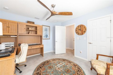House in Ocala, Florida 3 bedrooms, 196.21 sq.m. № 1893606 - photo 21