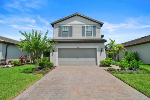 House in Bradenton, Florida 5 bedrooms, 245.08 sq.m. № 1806663 - photo 4