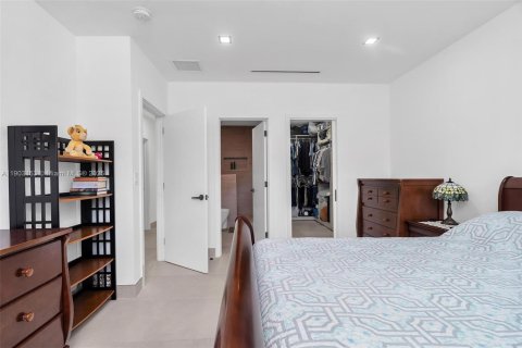 Villa ou maison à vendre à Miami Shores, Floride: 4 chambres, 238.85 m2 № 2015901 - photo 26