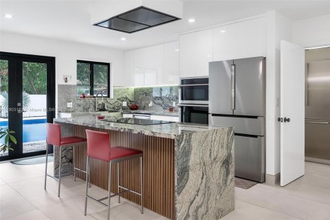 Villa ou maison à vendre à Miami Shores, Floride: 4 chambres, 238.85 m2 № 2015901 - photo 3