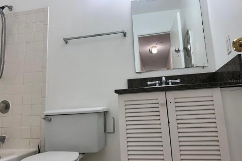 Condo in Winter Park, Florida, 2 bedrooms  № 1774696 - photo 18