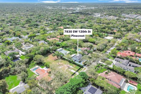 Casa en alquiler en Pinecrest, Florida, 5 dormitorios, 382.66 m2 № 1858969 - foto 2