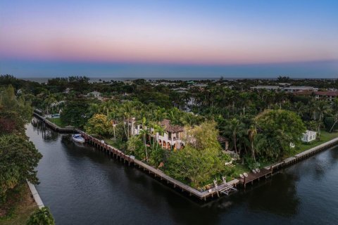 House in Gulf Stream, Florida 6 bedrooms, 677.54 sq.m. № 2087662