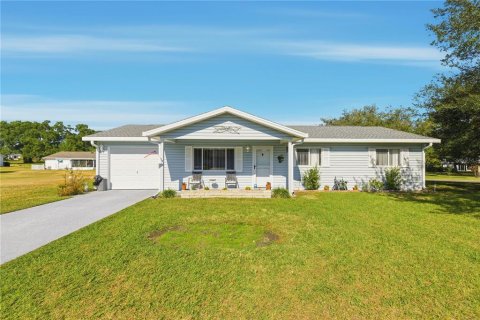 House in Summerfield, Florida 2 bedrooms, 93.65 sq.m. № 2195715