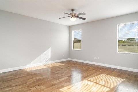 House in Ruskin, Florida 3 bedrooms, 227.8 sq.m. № 1833319 - photo 3