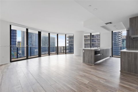 Condo in Miami, Florida, 3 bedrooms  № 1922831 - photo 17