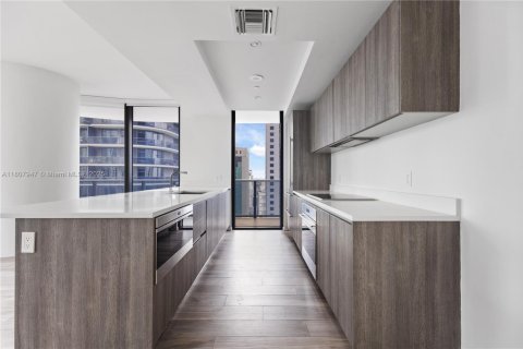 Condo in Miami, Florida, 3 bedrooms  № 1922831 - photo 15