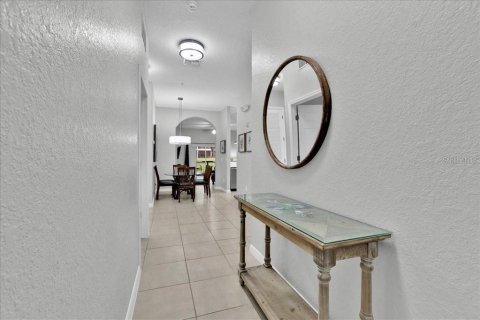 Купить кондоминиум в Дэвенпорт, Флорида 7 комнат, 113.99м2, № 2236211 - фото 3