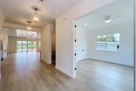 Купить виллу или дом в Орландо, Флорида 15 комнат, 373.19м2, № 2216391 - фото 8