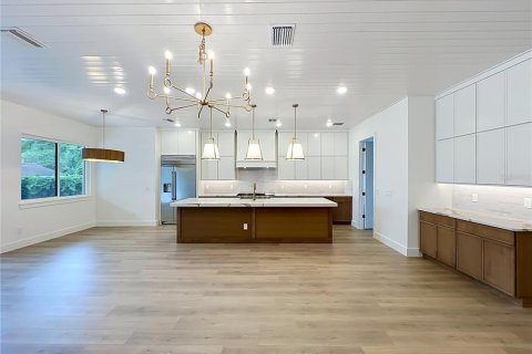 Купить виллу или дом в Орландо, Флорида 15 комнат, 373.19м2, № 2216391 - фото 19