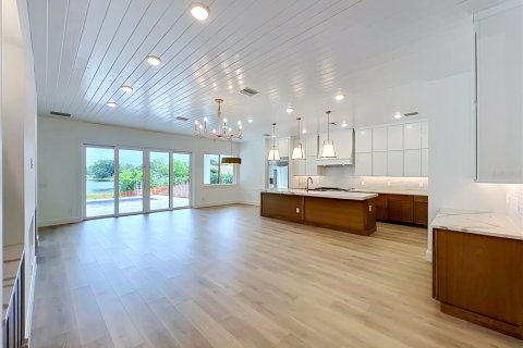 Купить виллу или дом в Орландо, Флорида 15 комнат, 373.19м2, № 2216391 - фото 17