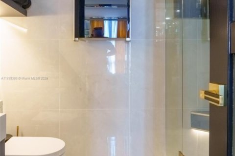 Купить кондоминиум в Майами, Флорида 2 спальни, 117.8м2, № 2012656 - фото 24
