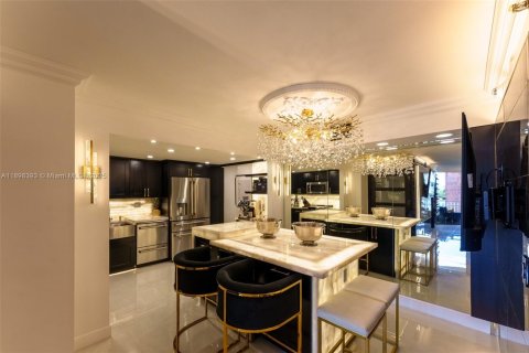 Купить кондоминиум в Майами, Флорида 2 спальни, 117.8м2, № 2012656 - фото 7