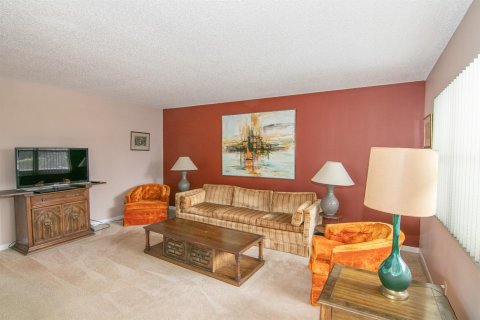 Condo in Delray Beach, Florida, 2 bedrooms  № 2088338 - photo 2