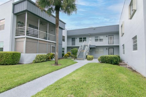 Condo in Delray Beach, Florida, 2 bedrooms  № 2088338 - photo 14