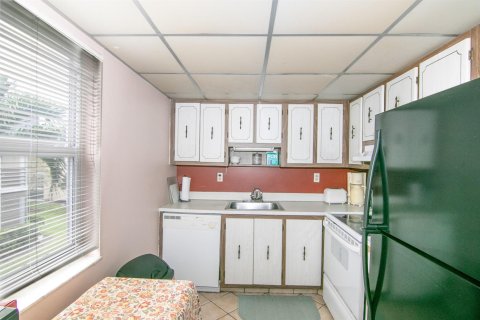 Condo in Delray Beach, Florida, 2 bedrooms  № 2088338 - photo 5