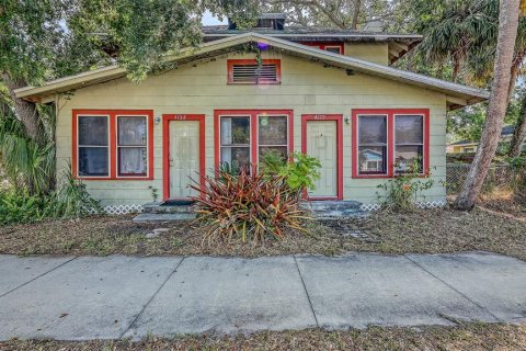 House in Sarasota, Florida 6 bedrooms, 314.75 sq.m. № 1749439 - photo 30