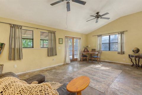 House in Sarasota, Florida 6 bedrooms, 314.75 sq.m. № 1749439 - photo 6