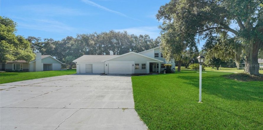 Villa ou maison à Winter Haven, Floride 4 chambres, 218.32 m2 № 2303010