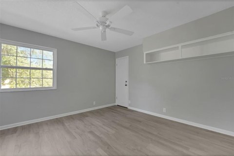 Villa ou maison à vendre à Winter Haven, Floride: 4 chambres, 218.32 m2 № 2303010 - photo 23