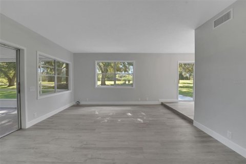 Villa ou maison à vendre à Winter Haven, Floride: 4 chambres, 218.32 m2 № 2303010 - photo 9
