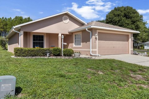 Villa ou maison à vendre à Hernando, Floride: 2 chambres, 112.6 m2 № 1886472 - photo 1