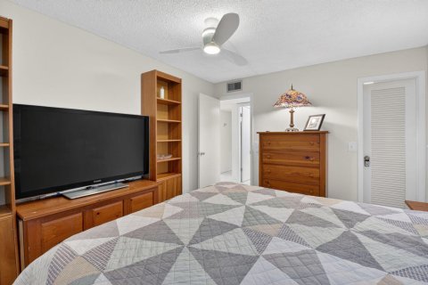 Condo in Delray Beach, Florida, 2 bedrooms  № 2176128 - photo 15