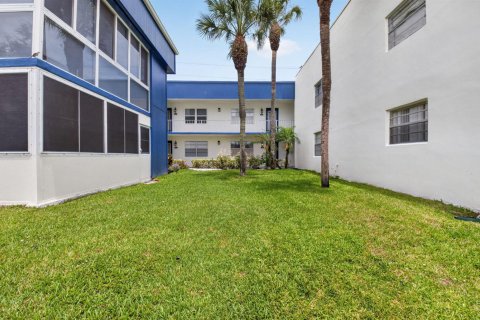 Condo in Delray Beach, Florida, 2 bedrooms  № 2176128 - photo 7