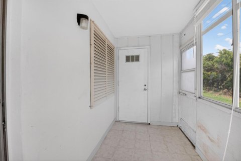 Condo in Delray Beach, Florida, 2 bedrooms  № 2176128 - photo 21