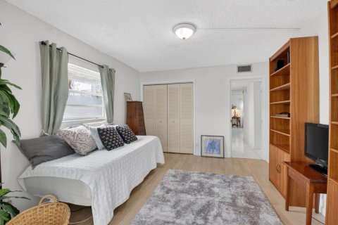 Condo in Delray Beach, Florida, 2 bedrooms  № 2176128 - photo 19