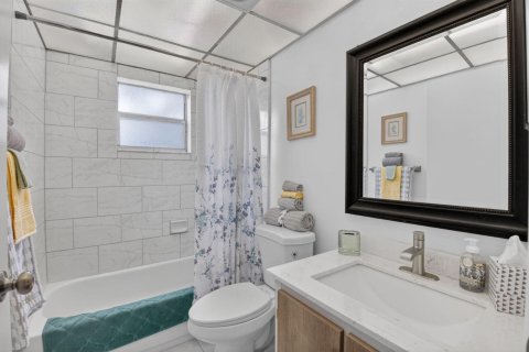 Condo in Delray Beach, Florida, 2 bedrooms  № 2176128 - photo 12