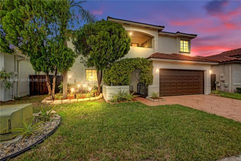 Casa en Miami, Florida 3 dormitorios, 229.19 m2 № 2006433