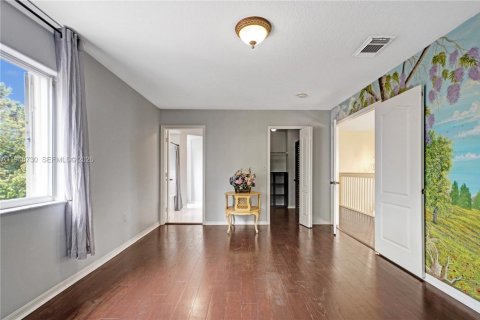 Casa en venta en Miami, Florida, 3 dormitorios, 229.19 m2 № 2006433 - foto 30