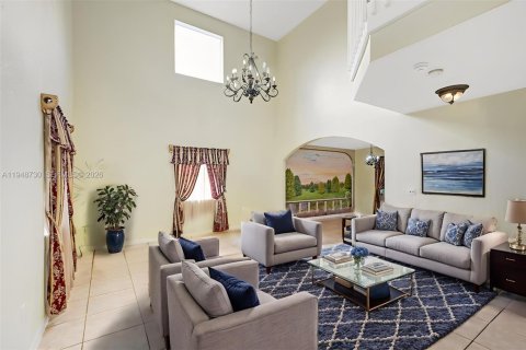 Casa en venta en Miami, Florida, 3 dormitorios, 229.19 m2 № 2006433 - foto 4