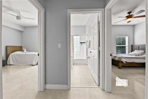 Villa ou maison à vendre à West Palm Beach, Floride: 5 chambres, 247.21 m2 № 2392420 - photo 21