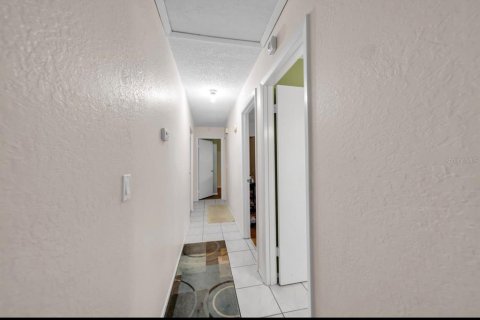 Casa en venta en Pinellas Park, Florida, 3 dormitorios, 102.29 m2 № 1678238 - foto 13