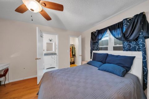 Casa en venta en Pinellas Park, Florida, 3 dormitorios, 102.29 m2 № 1678238 - foto 17